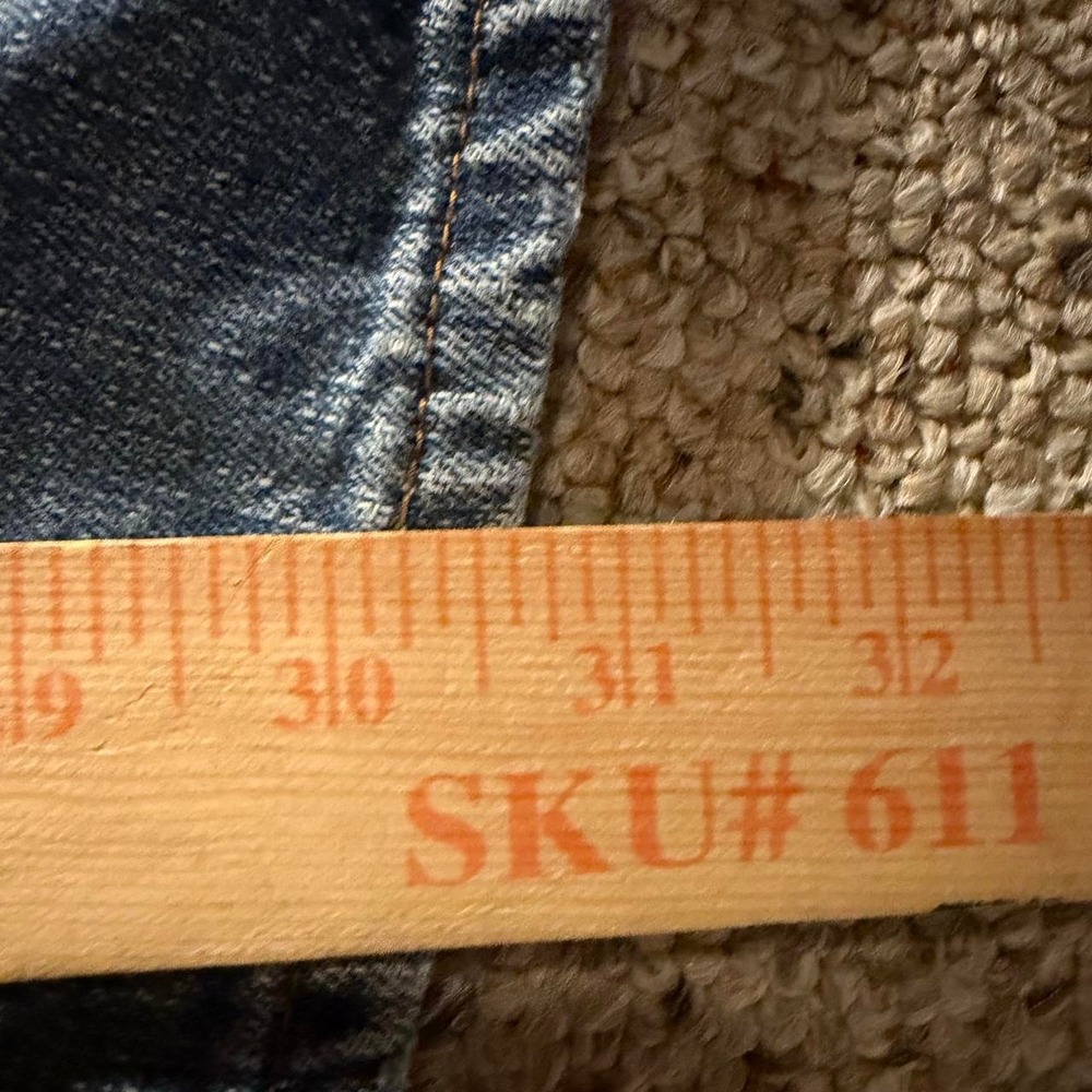 Oleg Cassini American Dungarees Mens Baggy Wide Leg Y2K Light Wash Jeans 38x31 - Picture 5 of 7